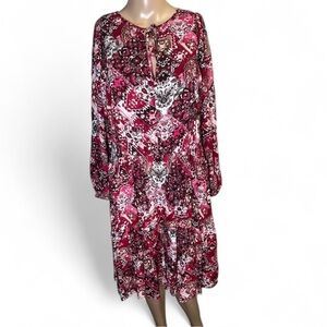 Calvin Klein Red Boho Mini Dress
Ruffled Hem Ballooned Long Sleeves Size 10